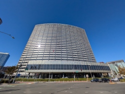 pxl20251204195954076