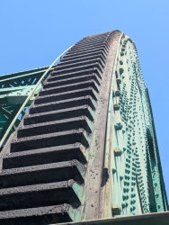 pxl20250811200643082